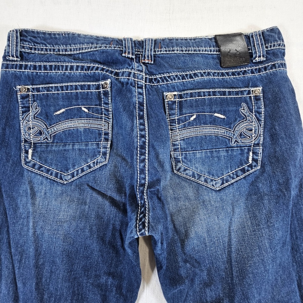 REALTREE Jeans Men 38 32 Distressed Blue Denim  Relaxed Fit Medium Wash Whiskers